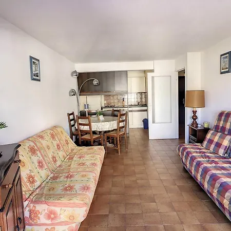 T2 Dans Avec Piscine Apartment