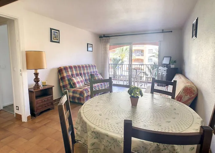 Apartment T2 Dans Avec Piscine