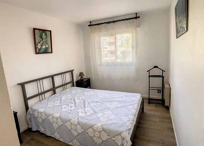 T2 Dans Avec Piscine